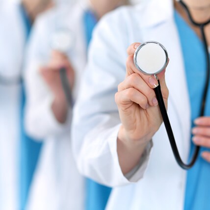 膝関節再生医療とは？（4）膝関節再生医療の安全性を確保するために